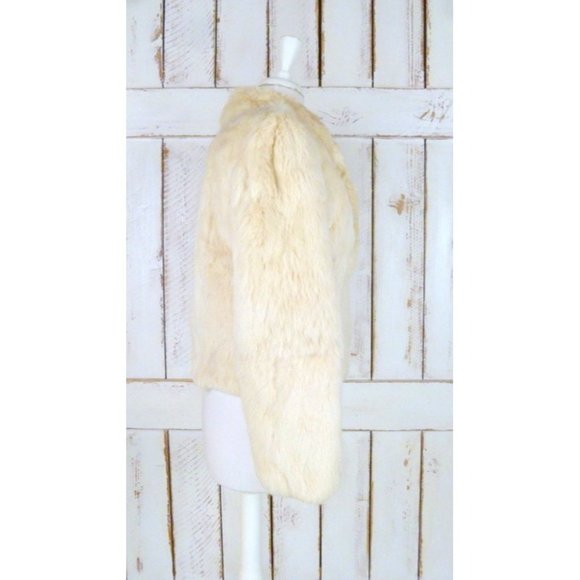 Vintage cropped rabbit fur jacket/off white/ivory/beige fur coat/bridal/wedding - Picture 2 of 4